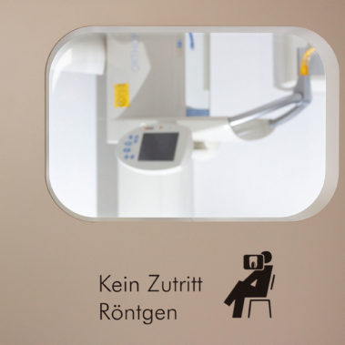 Röntgen Wartezimmer Dr. Kandt Flöha Zahnarzt
